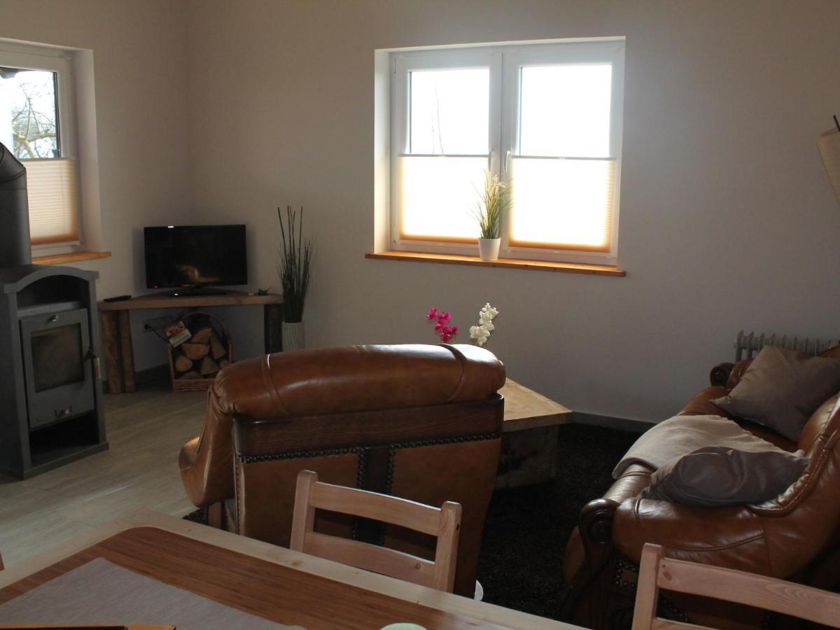 Comfy Farmhouse In Brusow With Garden Kropelin Bagian luar foto