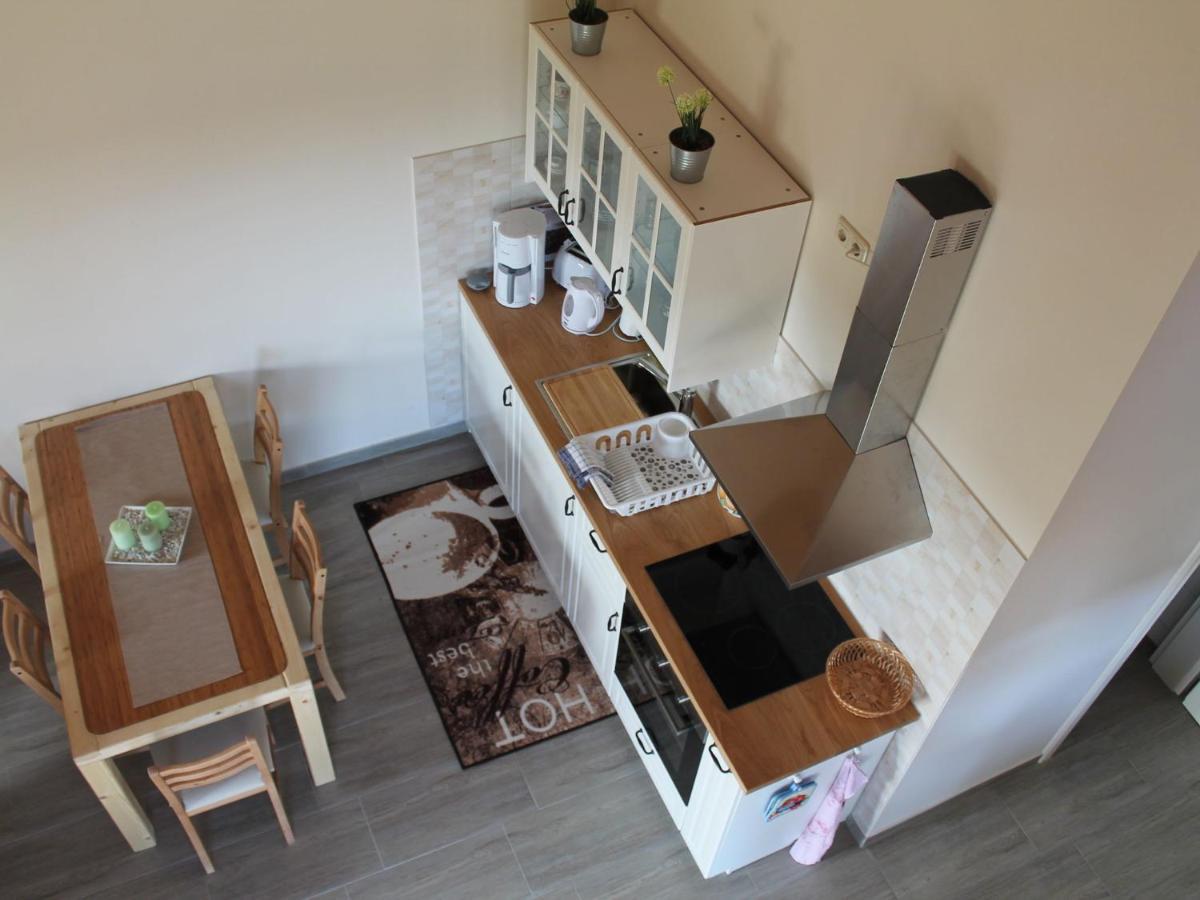 Comfy Farmhouse In Brusow With Garden Kropelin Bagian luar foto